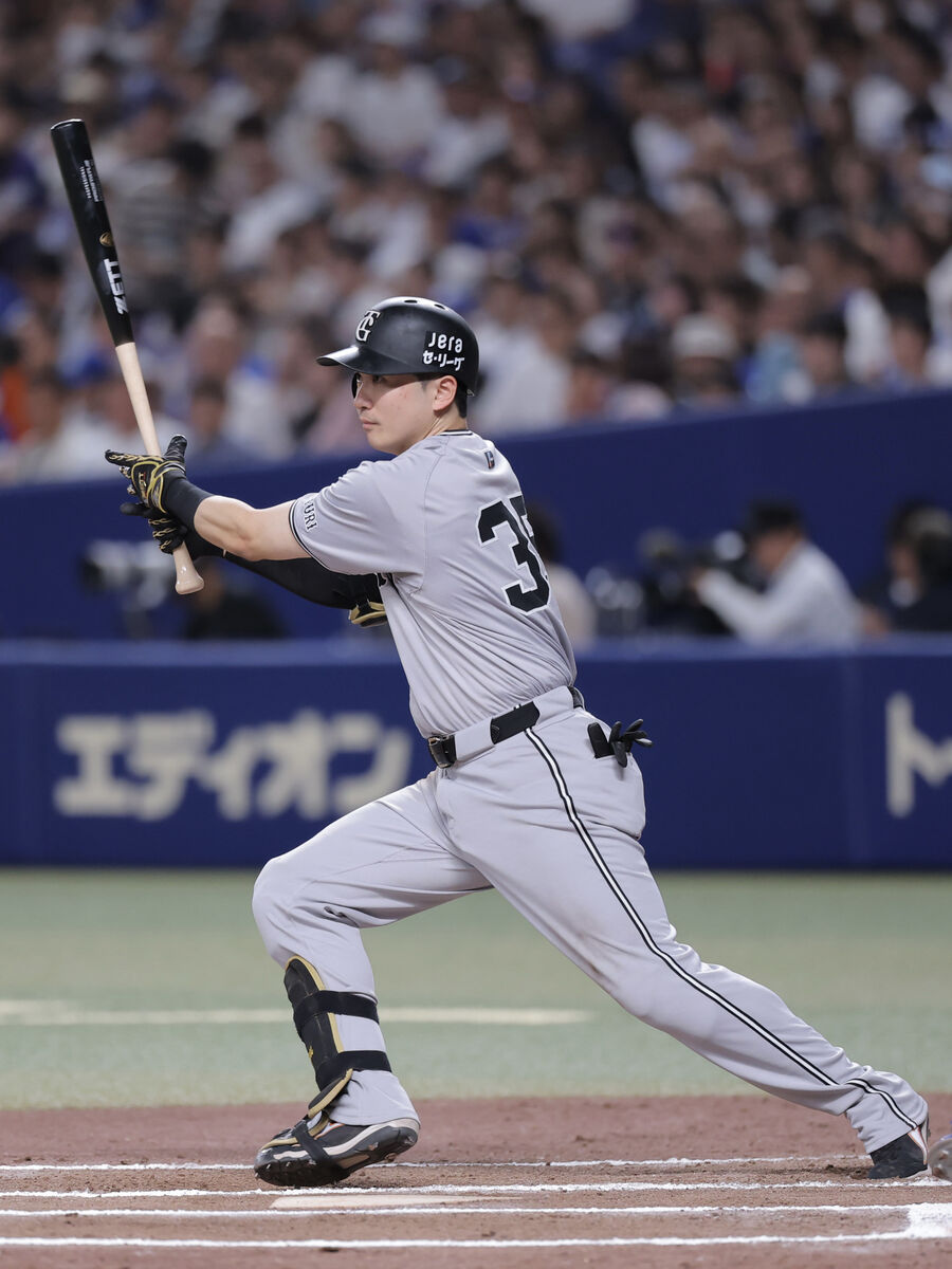 巨人・泉口友汰が飛躍遂げた１０の理由 昨季２割１厘から今季は首位打者争い