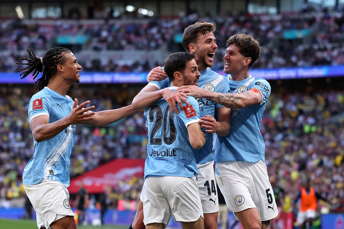 優勝争いを演じるマンCの延期分日程が決定…残り20日間で6試合、アーセナルとのデッドヒートへ