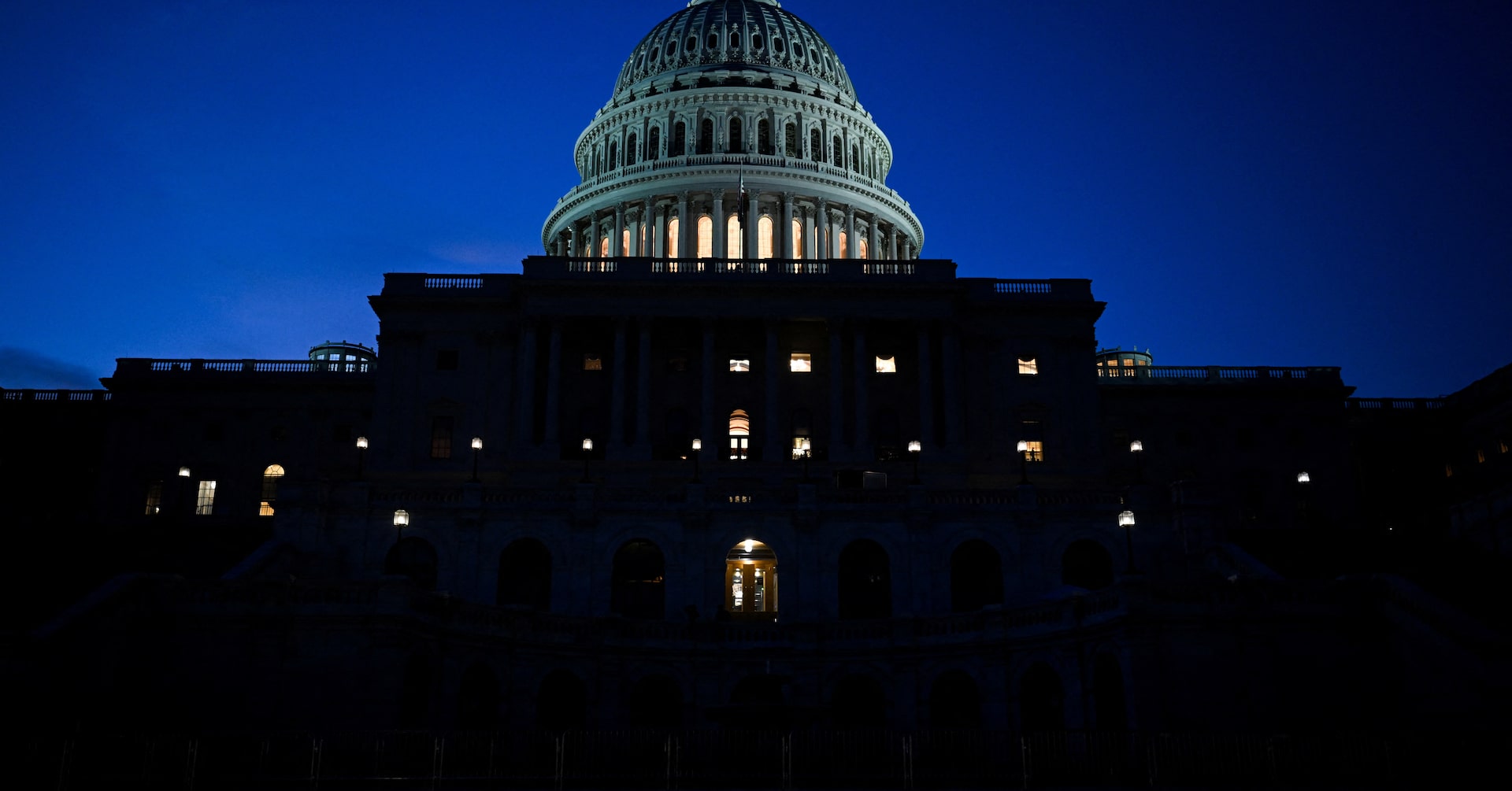米公共放送機構、助成金廃止で閉鎖へ 地方メディアに打撃