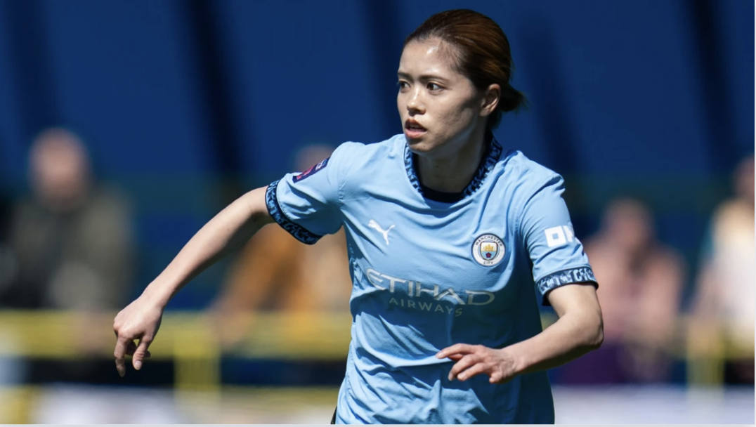 長谷川唯、女子サッカーアワードで年間最優秀MFに選出