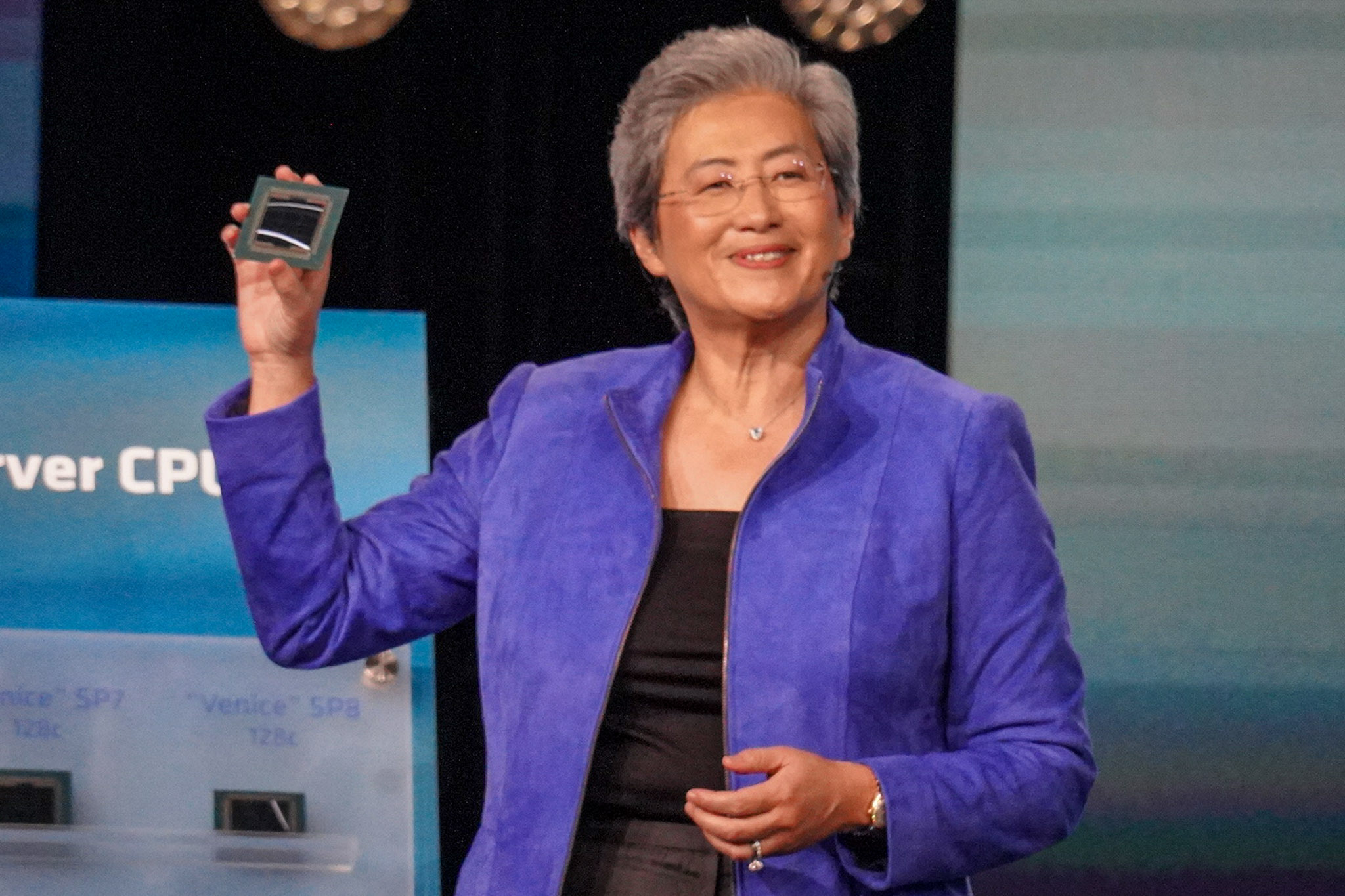 NVIDIA超えを強調、AMDは2nmの第6世代EPYCとMI455Xに自信