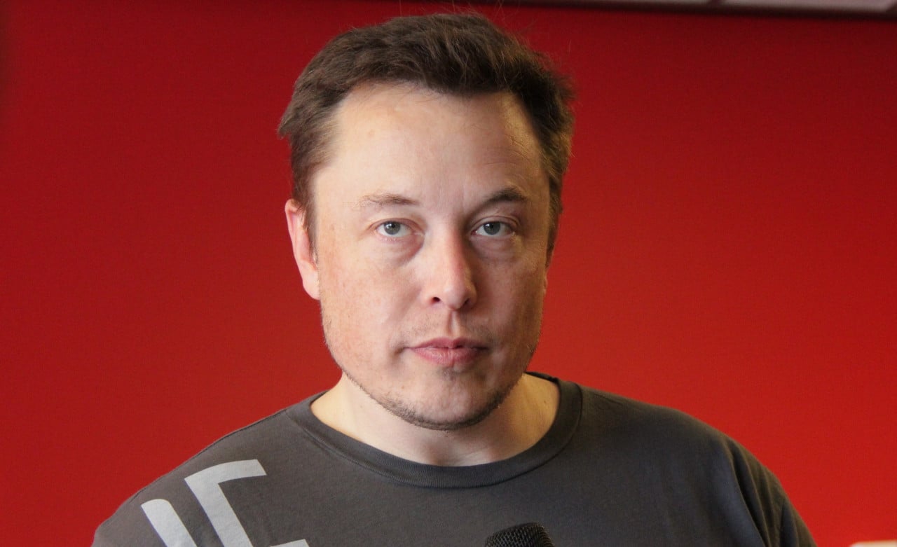 イーロン・マスク氏、「ゲーム本当はヘタクソでは」と煽られ人気ストリーマーとX上で大喧嘩。フォロー外し、DM晒し、「お前こそヘタクソ」と猛反撃