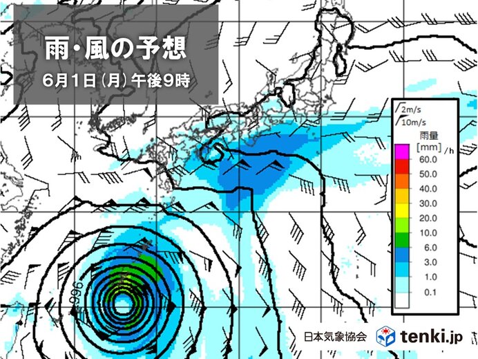 台風シーズン近づく? 日本のはるか南の海上に熱帯擾乱 気になる今後の動向