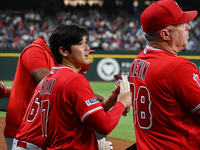 “テレビに映らない”大谷翔平「ショウヘイは“そっとしておけ”」エンゼルス恩師が親友のドジャース監督ロバーツに…番記者が聞いたウラ話（Number Web）