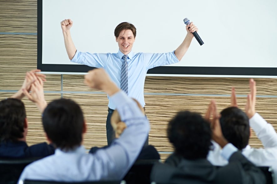 成功者の結果だけに注目してはいけない理由【成果バイアスの罠】