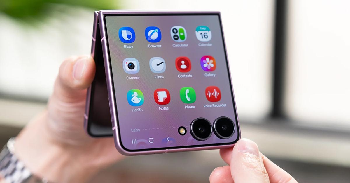 Galaxy Z Flip8触ってみた。完成度は高いけど、もっと進化を期待していた自分がいる