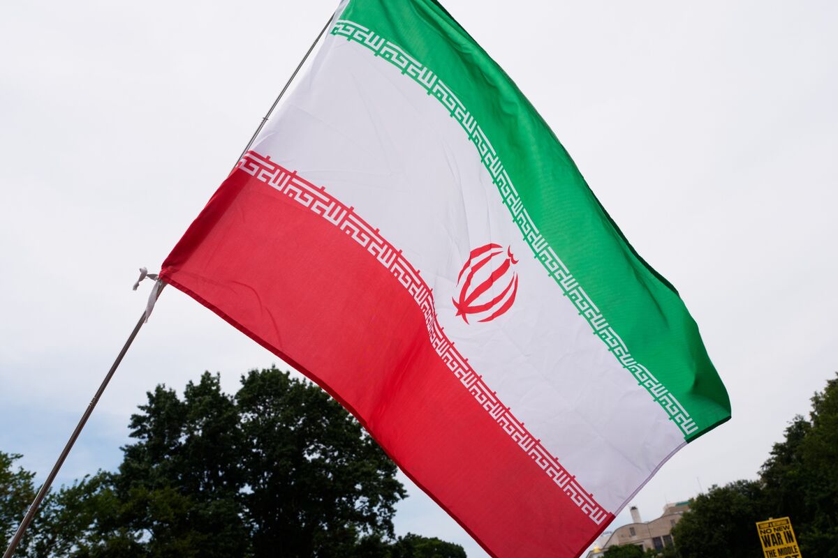 イランはなぜイスラエルとの戦闘で孤立状態だったのか－QuickTake
