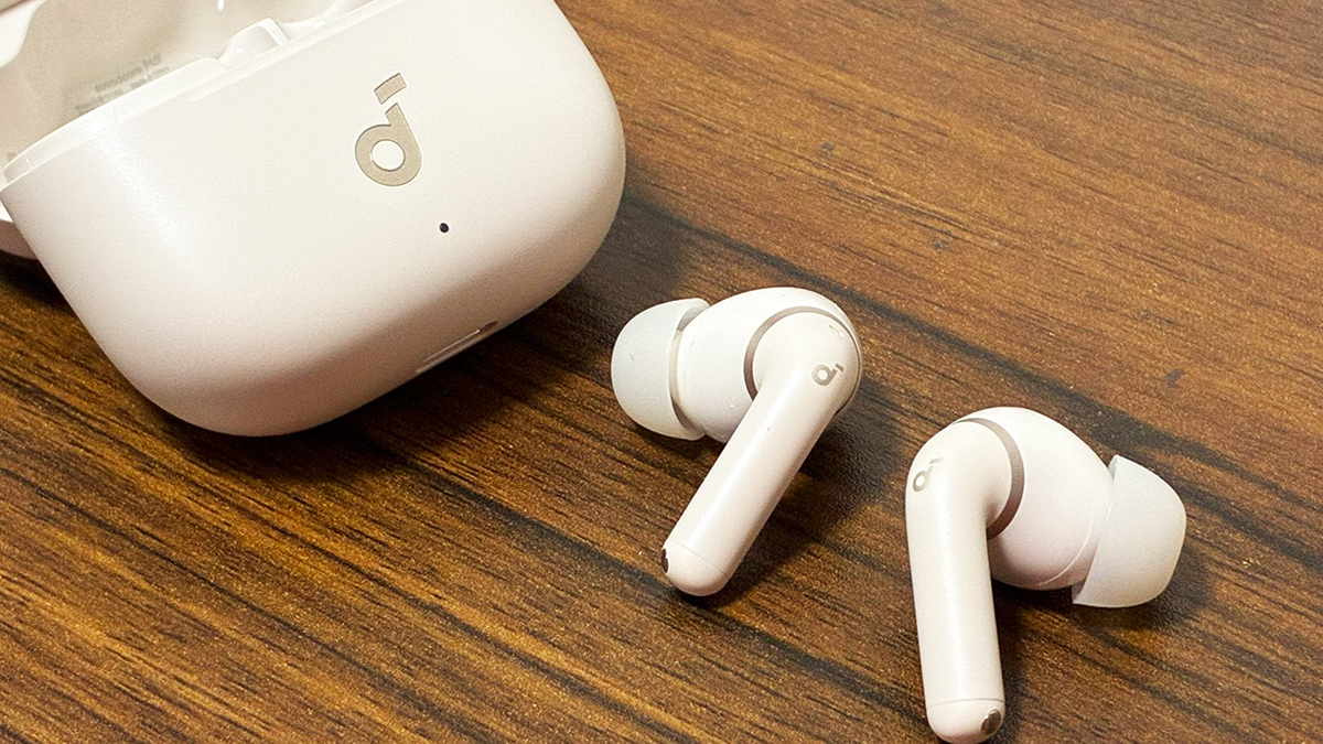 人気モデルが軽量化＆ノイキャン性能も大幅に強化されたAnkerの完全ワイヤレスイヤホン「Soundcore P42i」レビュー