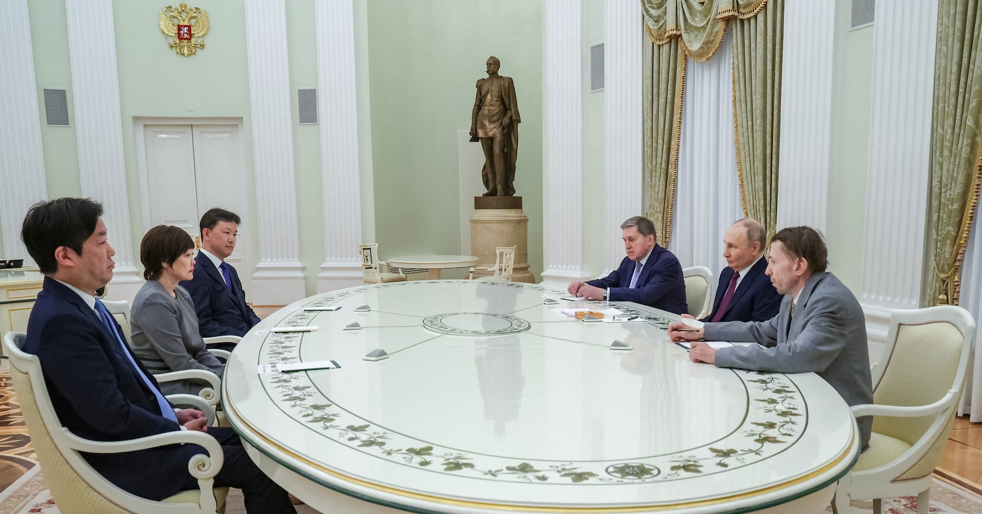安倍昭恵さんとプーチン氏の面会、「政府としてやり取りせず」と官房長官