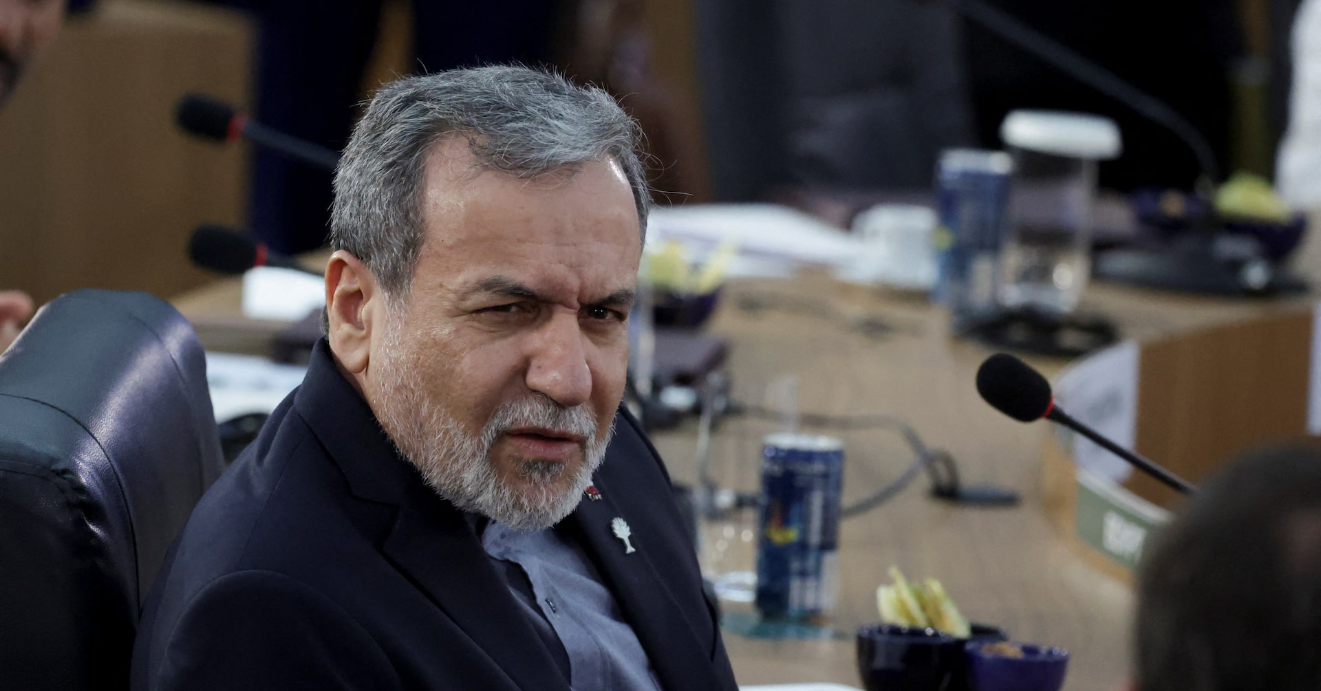 イラン、核濃縮を放棄できない＝外相