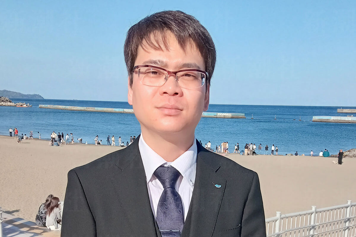 「靖国神社は閉店すべき」…過激ポストを繰り返した中国人男性が逮捕 熱海市長選に意欲、政治団体も立ち上げた真の“狙い”とは