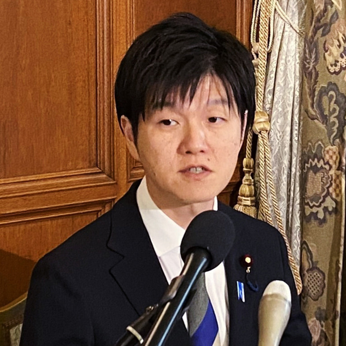 「喜ぶわけないだろ」ネット冷笑…おこめ券で批判殺到の農水大臣 “今年の漢字”でも炎上