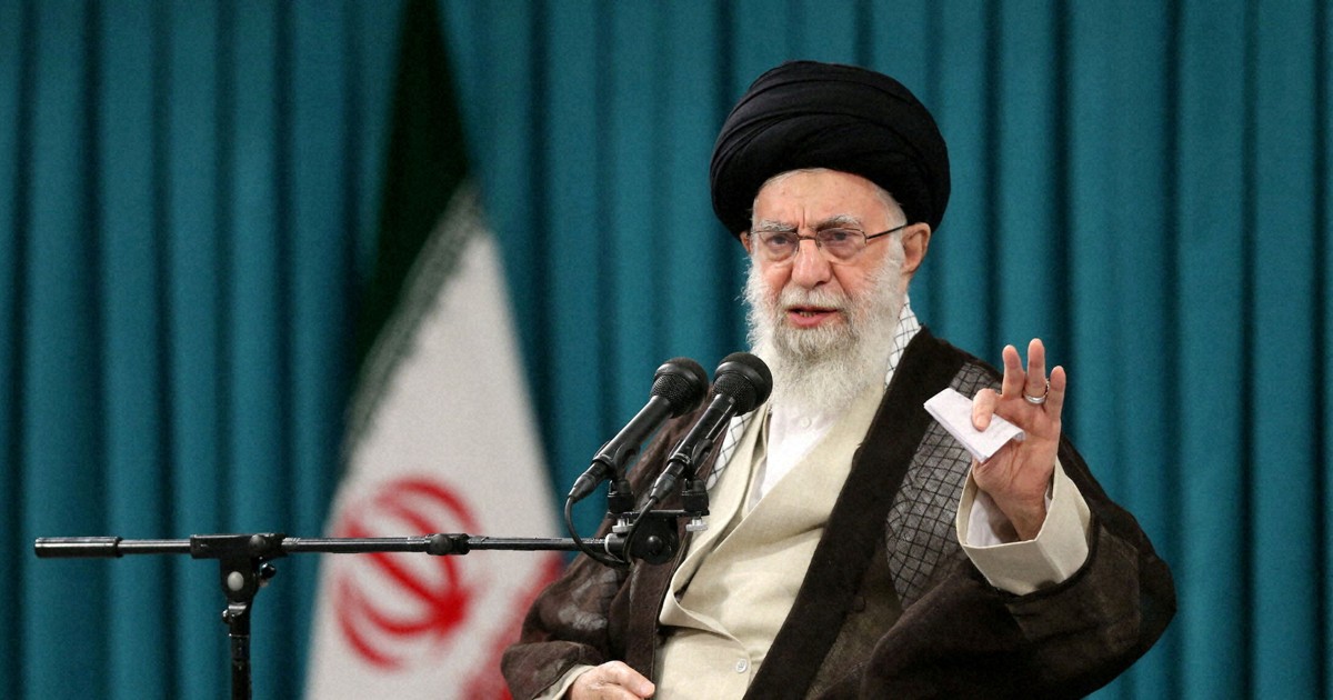 イラン最高指導者の「力」の源泉 謎の資金源「セタード」とは