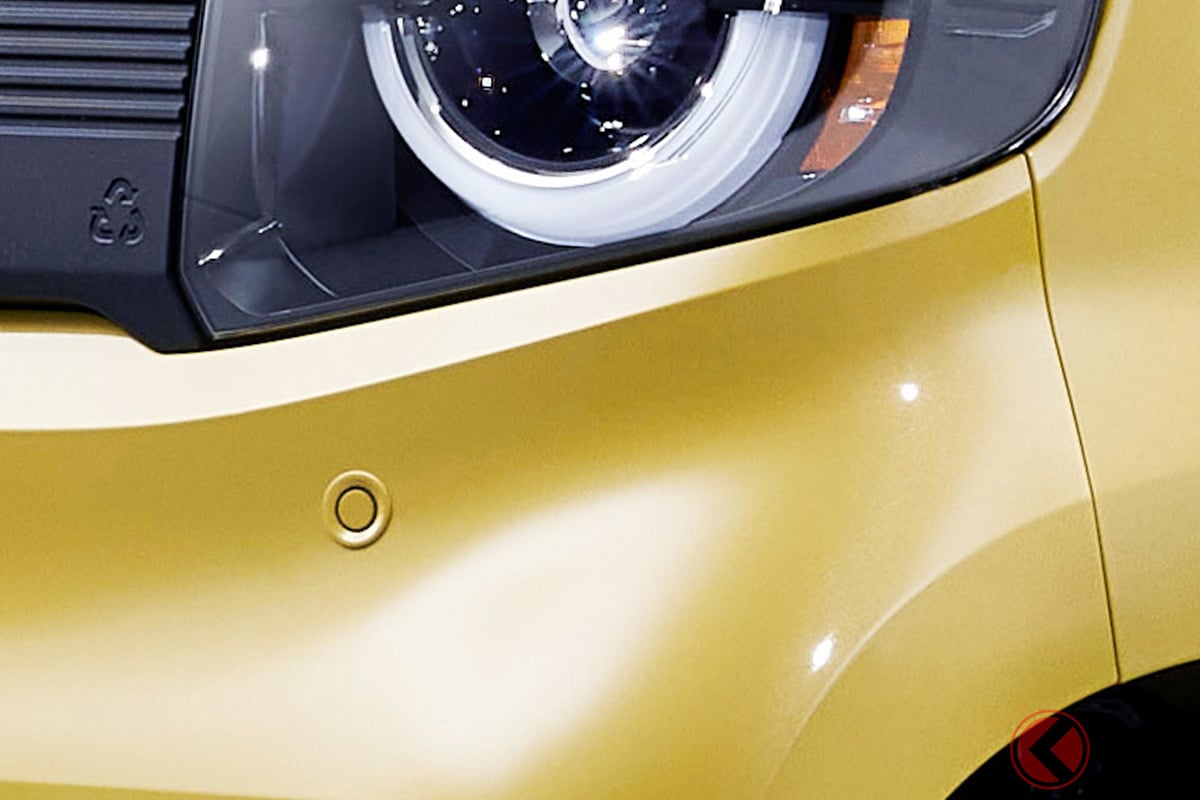 ホンダの斬新「前後2人乗り」"タンデム軽自動車"に反響殺到！「"助手席なし"には驚いた…」「たまに後ろに人が乗るなら十分」の声も！ ホンダらしい"新発想"の合理的モデル「エヌバンイー」がスゴイ！