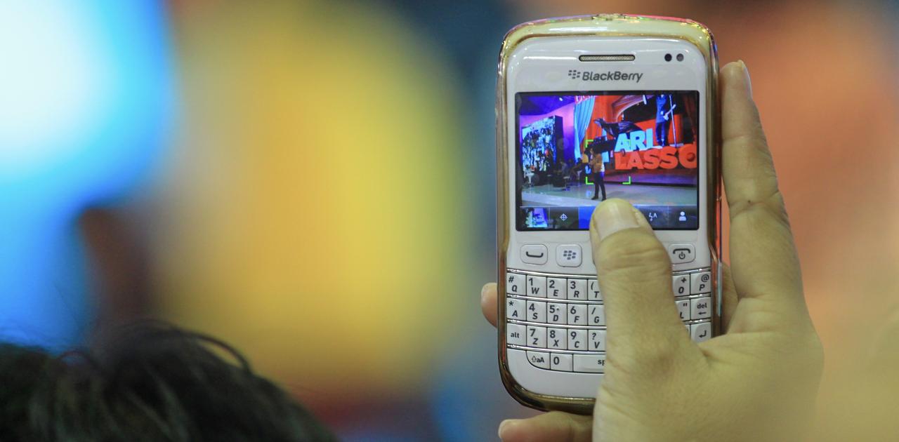 アメリカのZ世代にBlackBerryがブーム。2025年になんでなの？