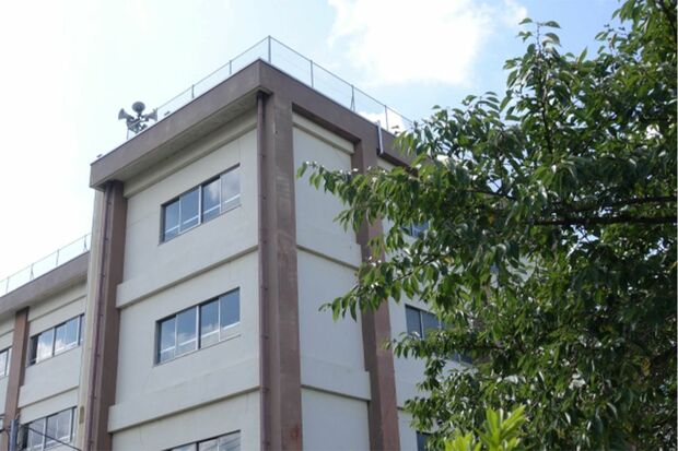 《学生の暴行動画》ついに文科省も問題視「校門前で爆音」栃木県立高に迷惑配信者突撃の“二次被害”（週刊女性PRIME）