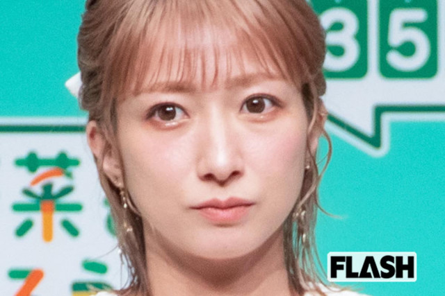 辻希美、出産直前「ミセス野外ライブ」参戦に賛否…「身体的にも精神的にもやばい」体調不良に寄せられた心配（SmartFLASH）｜ｄメニューニュース