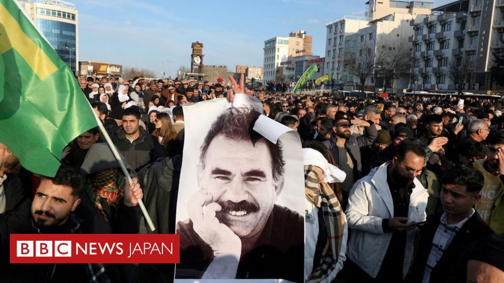 クルド人組織PKK、武装解除と解散を宣言 トルコ政府と40年にわたり闘争