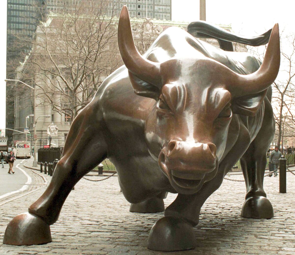 【米国市況】株は反発、企業収益への楽観で－円は154円台前半