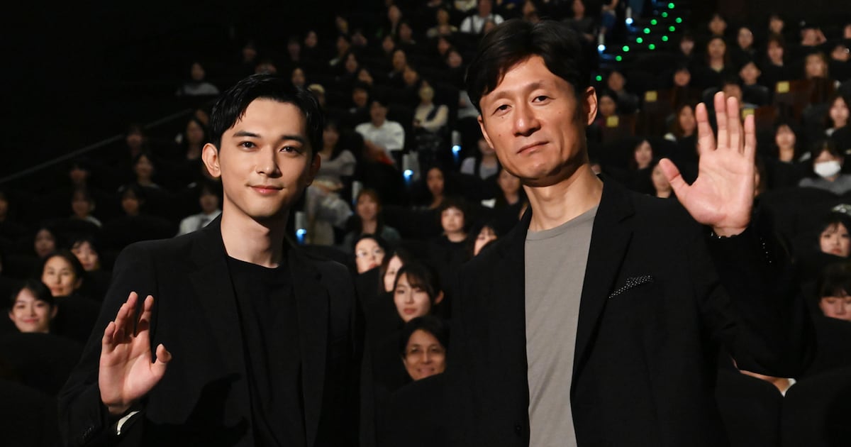 「国宝」吉沢亮が屋上で舞うシーンを回想、李相日の演出は「森七菜ちゃんの顔を見て」
