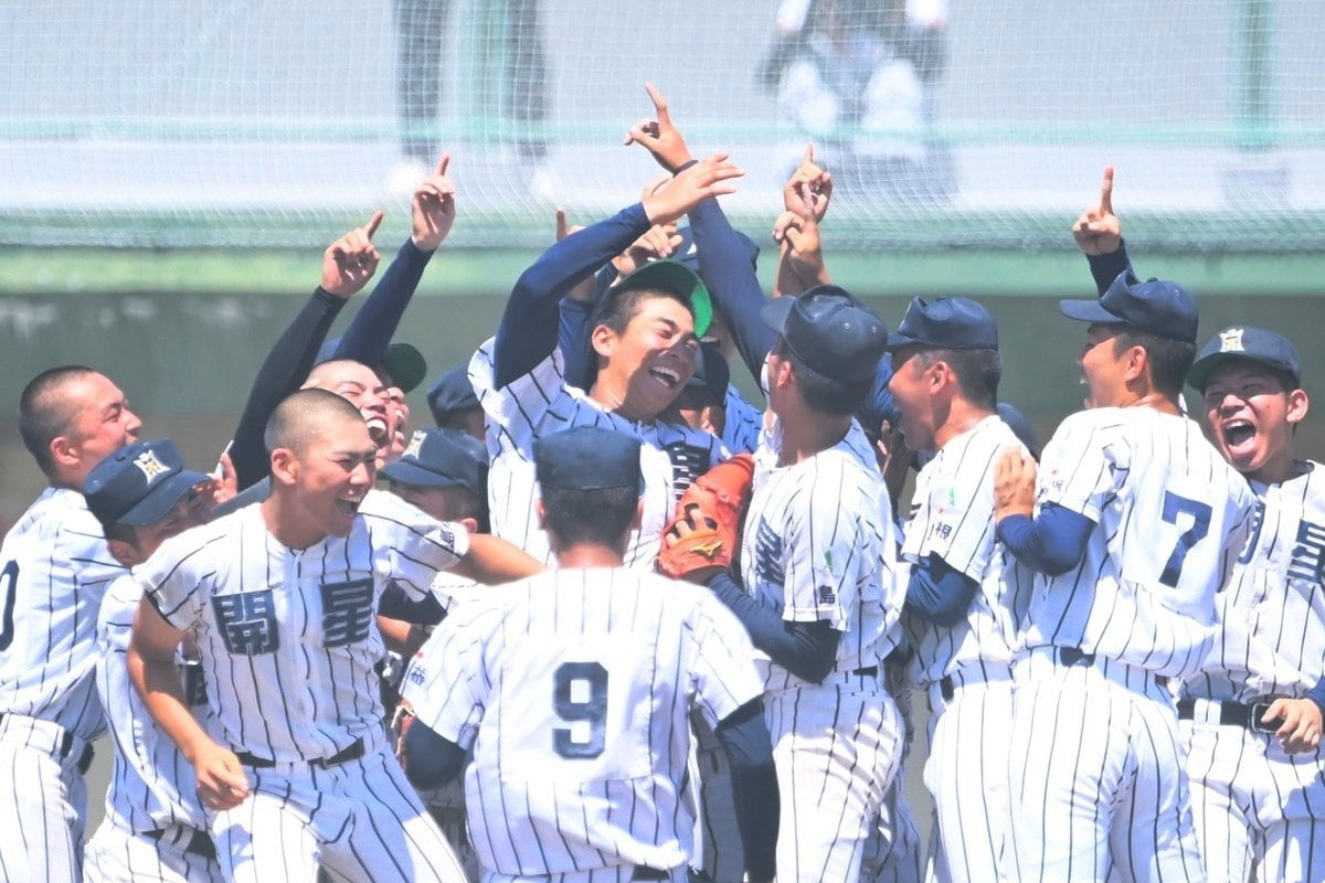 【号外】開星が８年ぶりＶ 高校野球島根大会 松江南に圧勝
