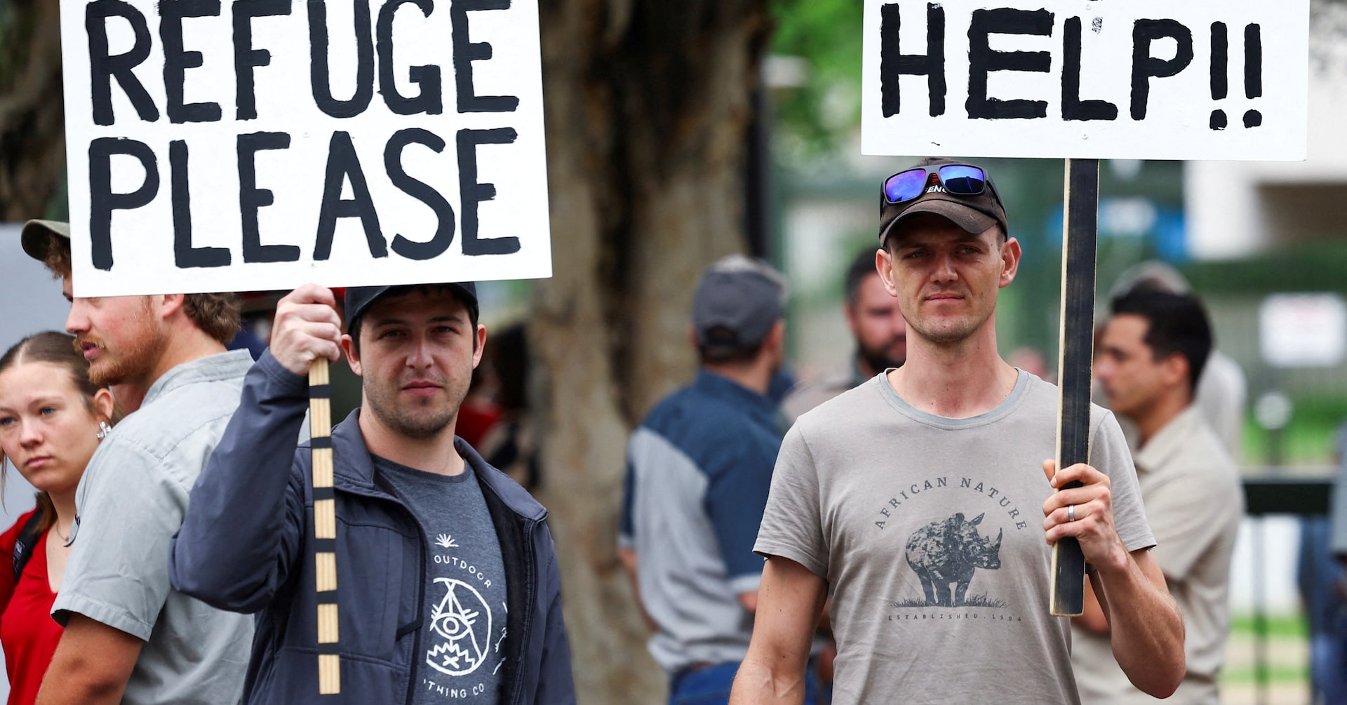 トランプ政権、南ア白人の難民受け入れへ 来週にも＝米紙