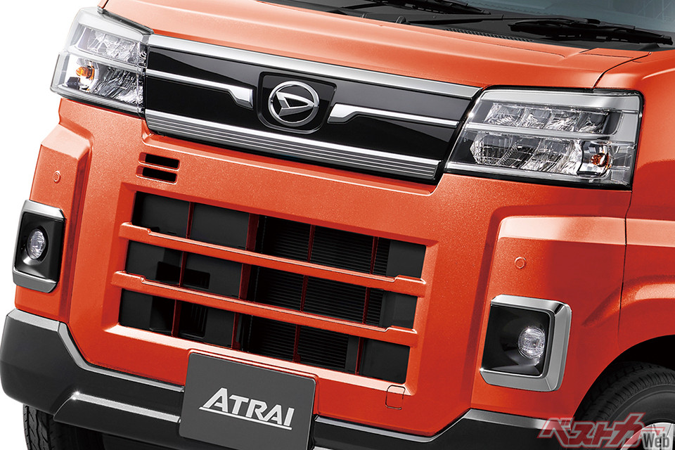 RAV4か、フォレスターか？ 大激論の末に出た答えは……!! 世界で称賛された日本独自規格の実力とは