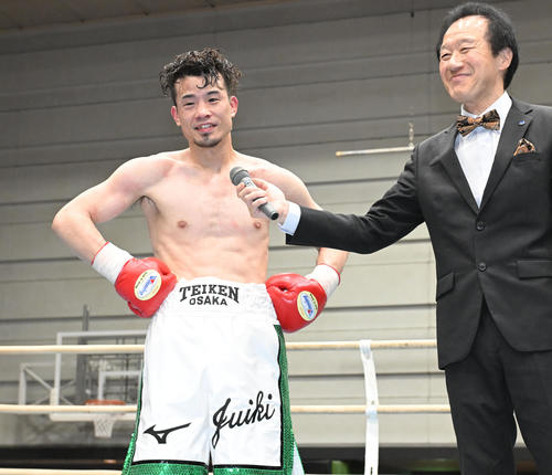 辰吉寿以輝が半年ぶり再起戦で判定勝ち「ホッとしている」中嶋一輝へのリベンジ視野にベルト目指す