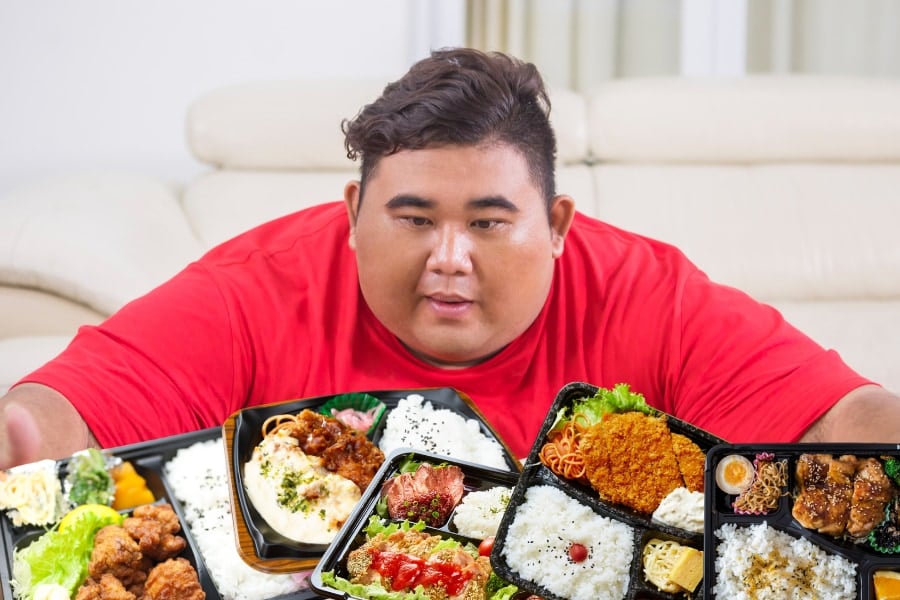 炎症まみれの身体はコンビニ飯を選びがち？ 肥満と“めんどくさい脳”の意外な関係