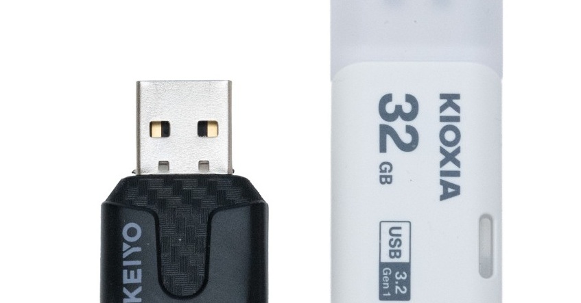 有線CarPlay／Android Autoを約5000円でお手軽ワイヤレス化 超小型「APP wireless MINI」を試してみた（1/3 ページ）