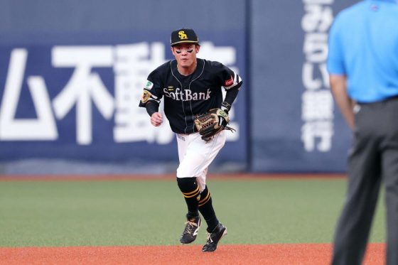死球で悶絶も…牧原大成が首脳陣に訴えたこと ベンチ裏の会話、川瀬晃が受け取った"勇気"
