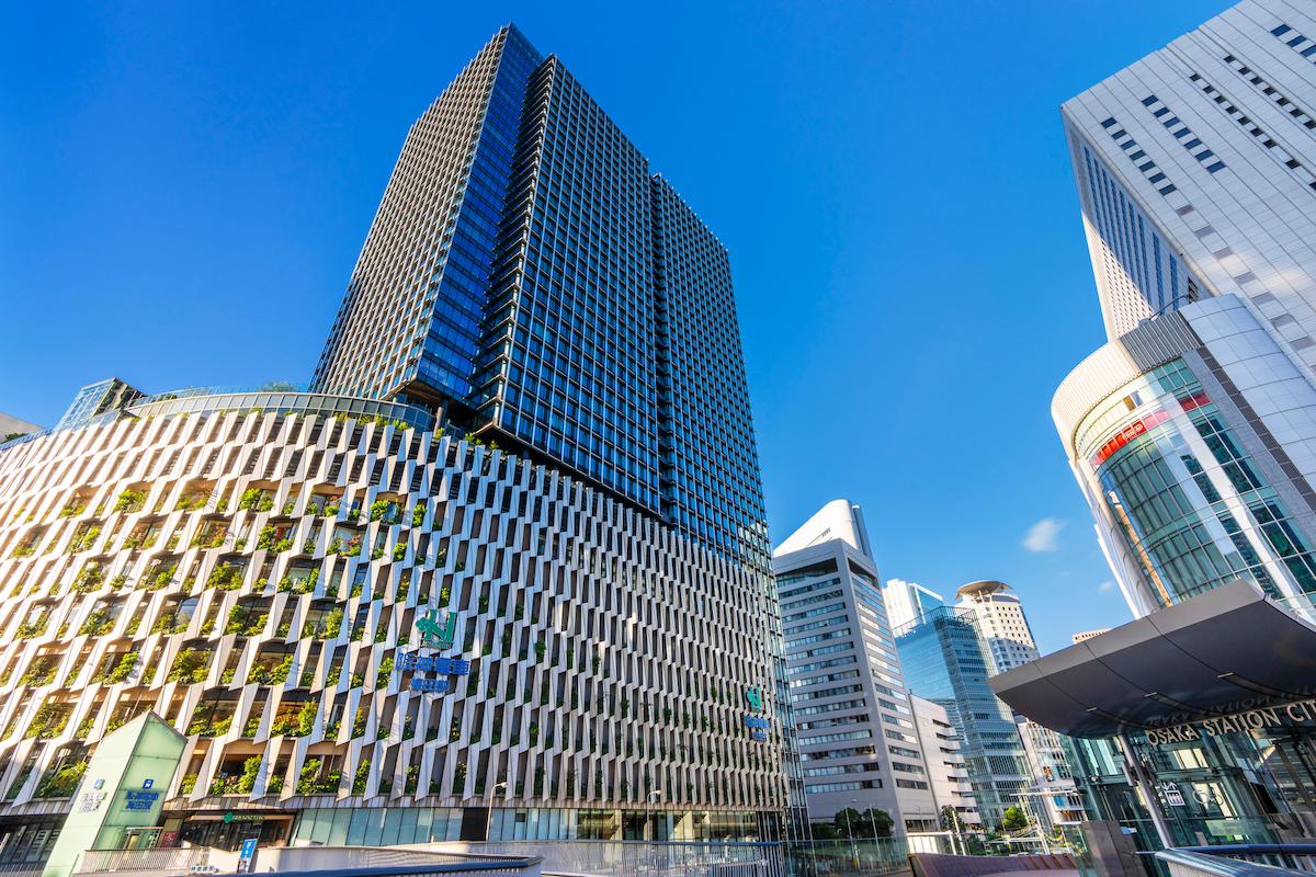 「手土産はコレ一択」 大阪の知る人ぞ知る“クッキー”に絶賛の声 「いつも行列の人気店」「よく青い紙袋を見かけます」