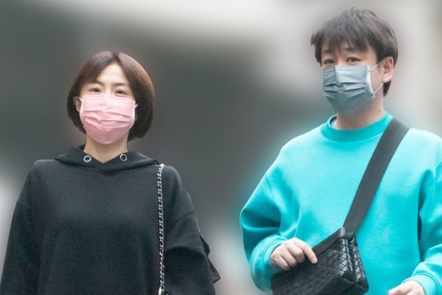 「何かあったんかね」小林麻耶 3年半ぶりに芸名を戻すと発表…ネットが違和感を覚えた“夫の反応”