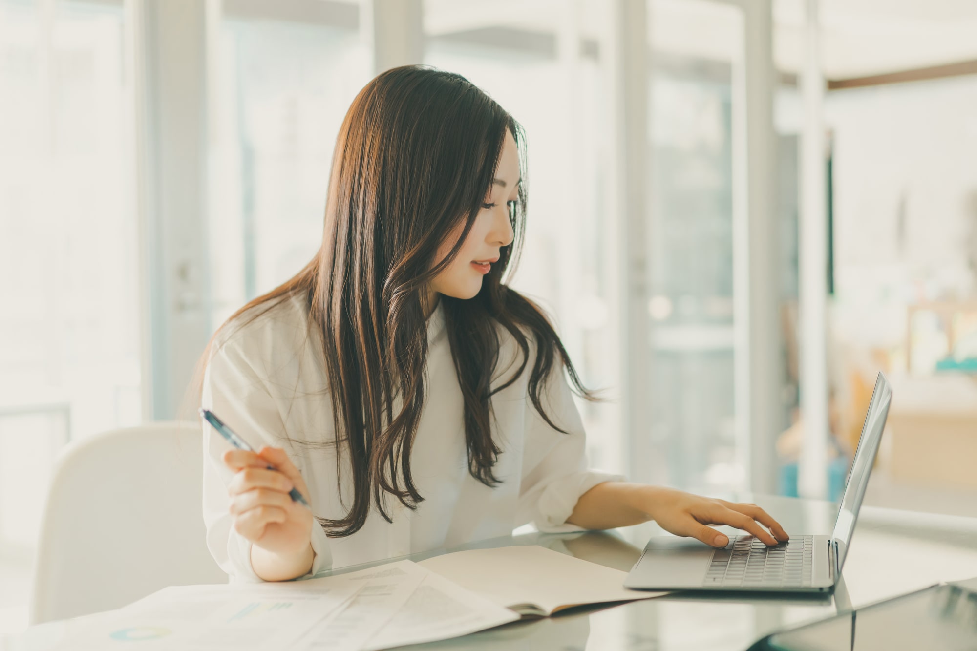 【40代に聞いた】「オシャレな学生が多そうな東京の私立大学」ランキングTOP24！ 第1位は「青山学院大学」【2026年最新調査結果】