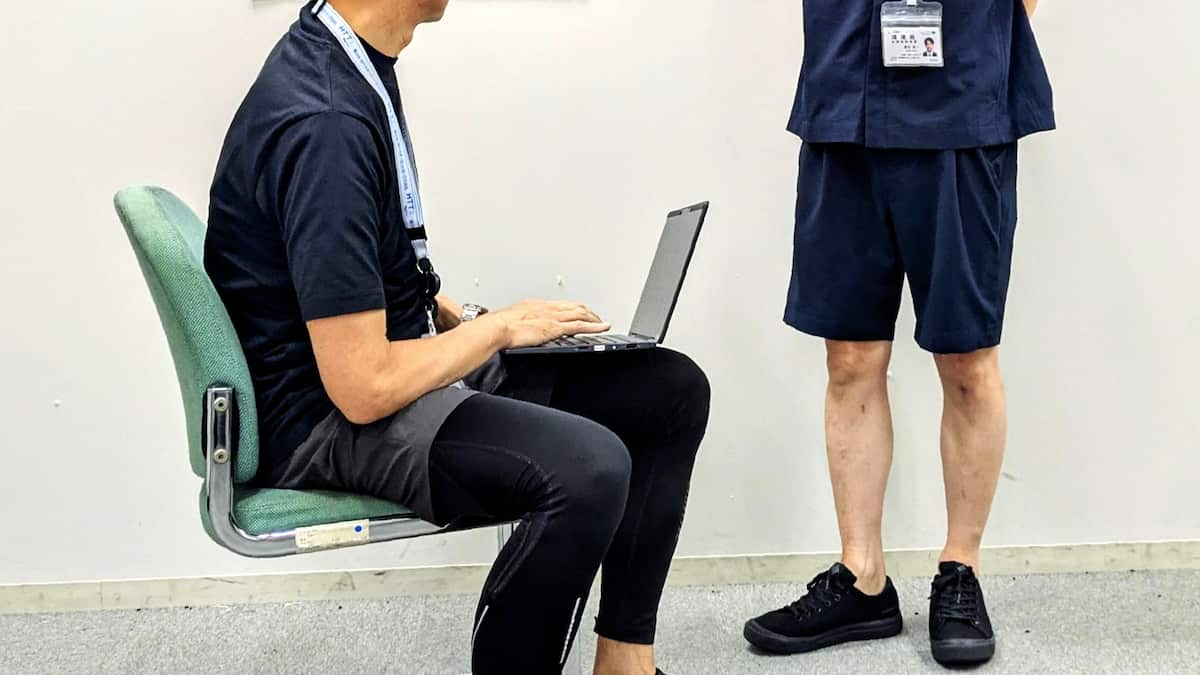 クールビズを阻む空気感とは 短パンとの同居拒否や「スネハラ」被害？