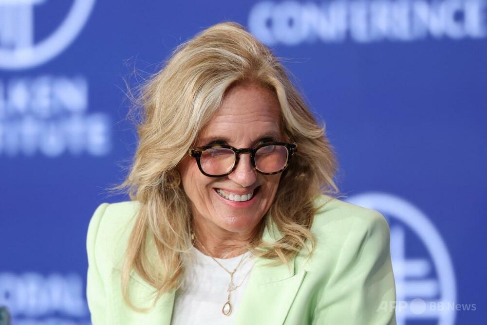 トランプ氏、ジル・バイデン前大統領夫人を「悪妻」と嘲笑 討論会での「脳卒中」発言で