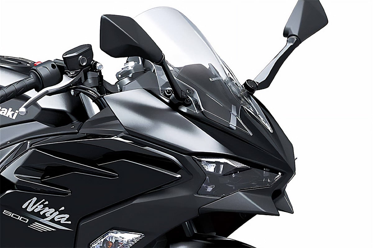 「カワサキの最強スポーツバイクだ」と海外のネットで絶賛の嵐！ 軽さとパワーを両立した新型「Ninja 500」になぜ世界のライダーは熱視線を送るのか