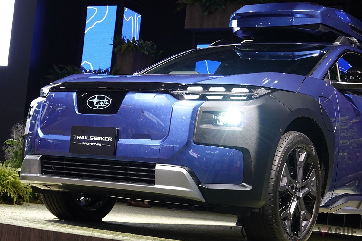 スバルから新発想の“クロスオーバーワゴン”まもなく登場！ 高性能な電動4WDで悪路も苦にしない新型車「トレイルシーカー」のディテールとは？