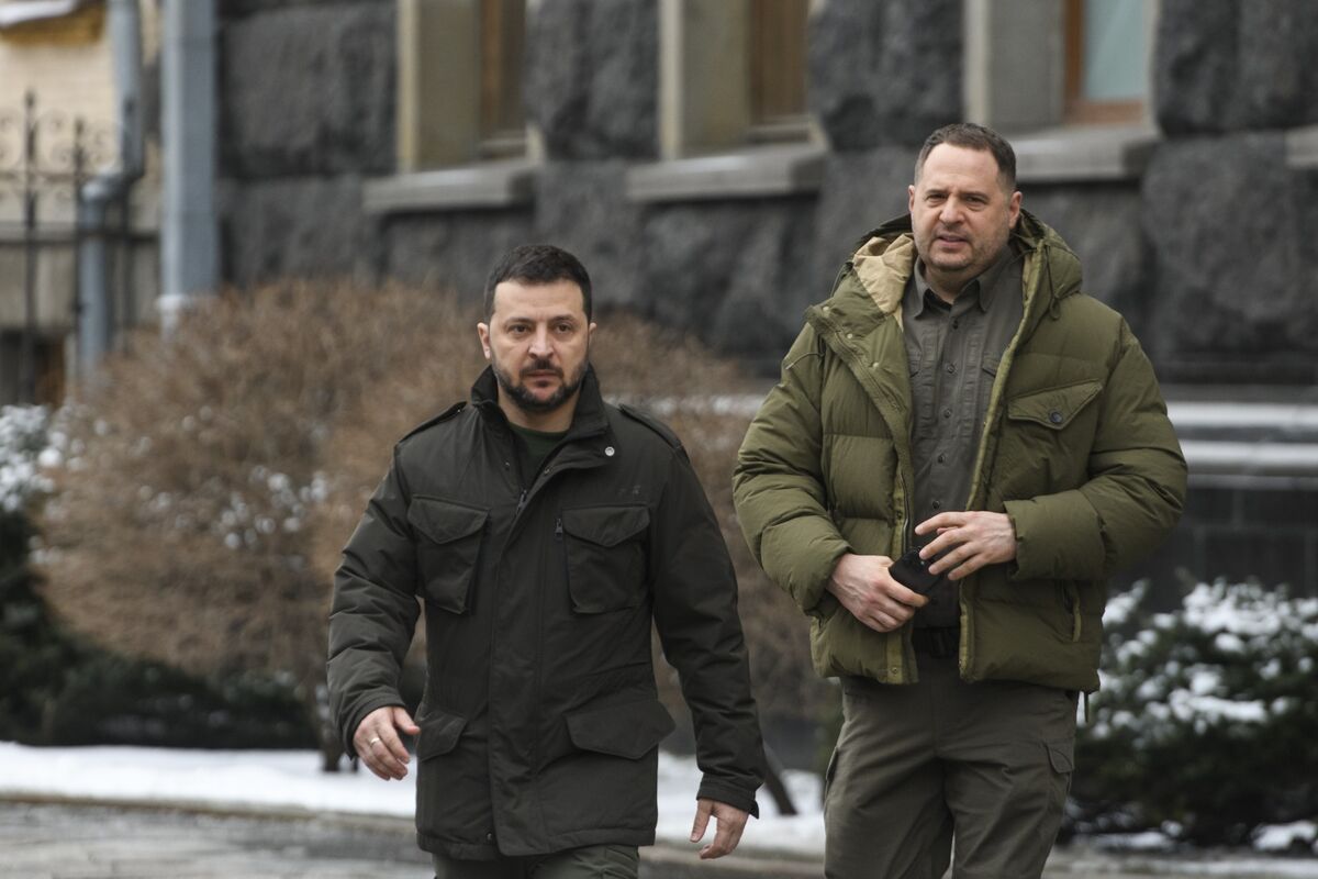 ウクライナ大統領府長官が辞任、ゼレンスキー氏の最側近