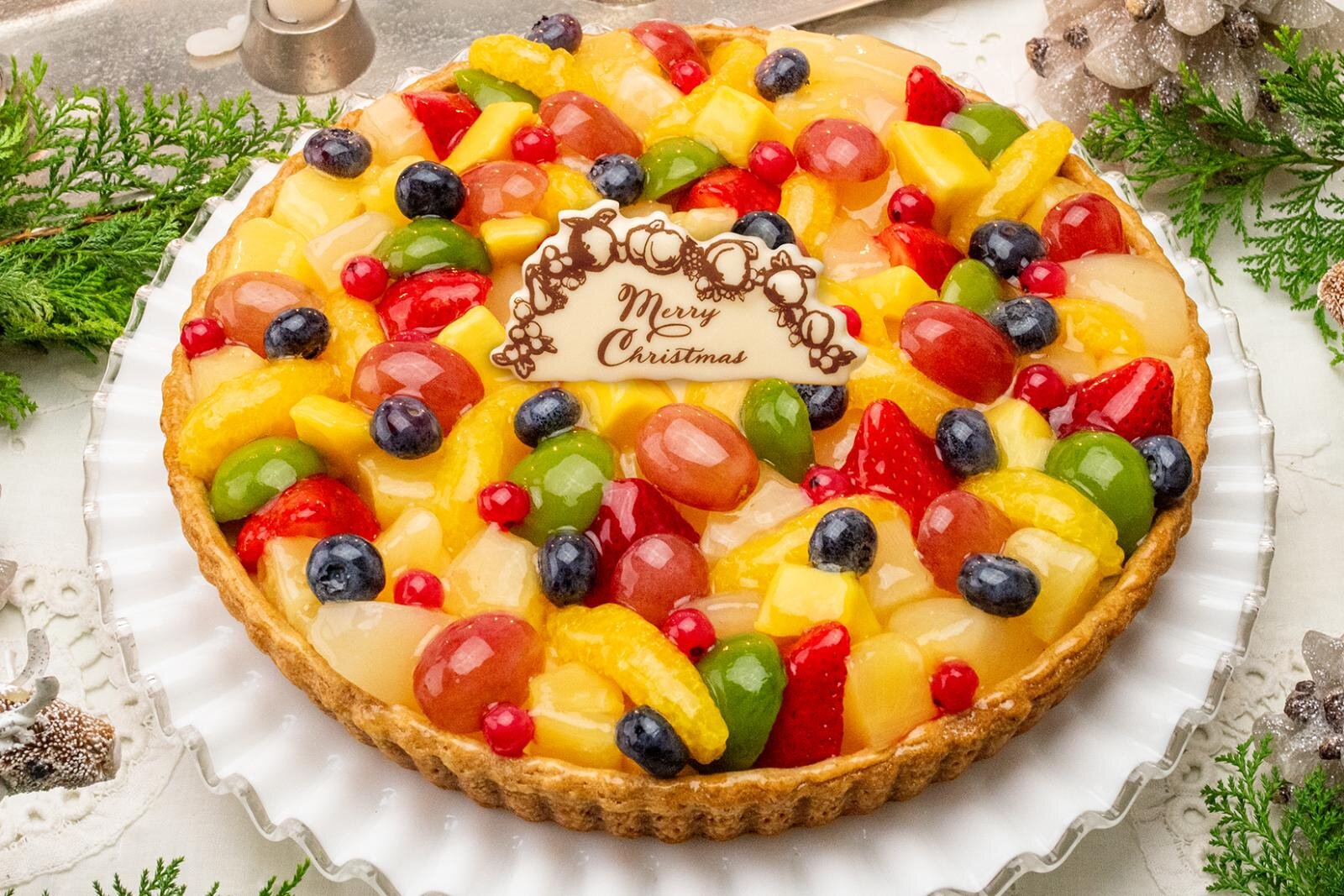 キル フェ ボン2025年クリスマスケーキ、カラフルフルーツタルトやホクホク栗のモンブラン