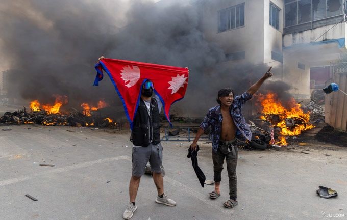 ＳＮＳ禁止に怒る「Ｚ世代」◇ネパール政権崩壊、根本には貧困：時事ドットコム