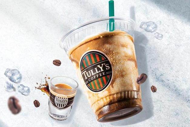 タリーズコーヒー、濃厚エスプレッソの「バニラアフォガートシェイク」＆“クマ型”ボトルがリニューアル