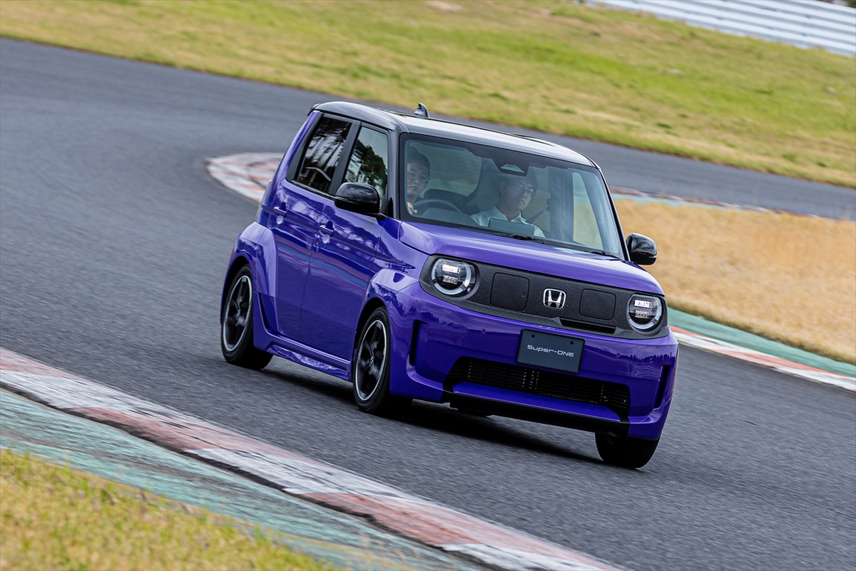 ASCII.jp：俺たちはこういうホンダを待っていた！ 軽EVベースの痛快ホットハッチ「Super