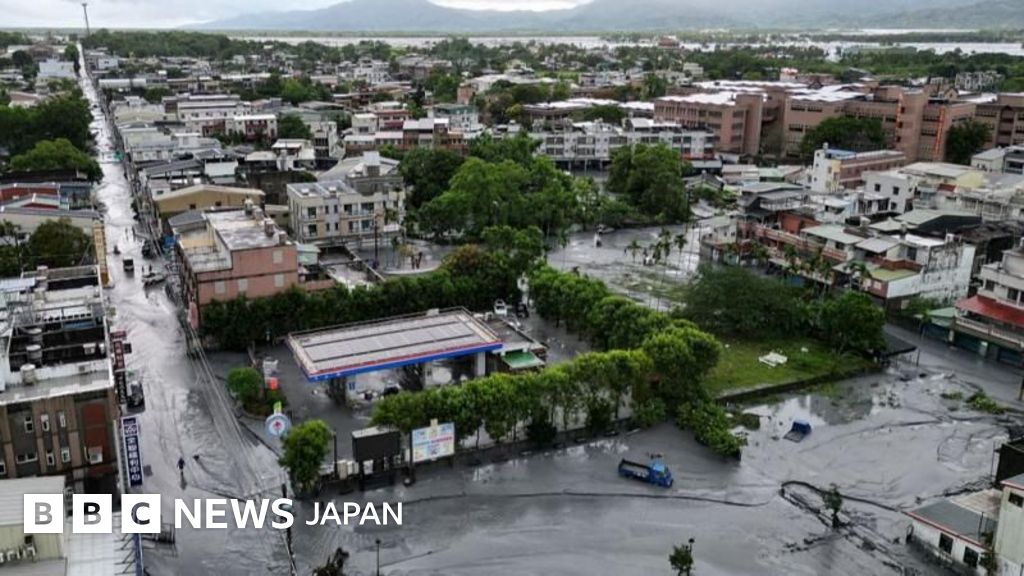 台風18号がアジア各地で猛威 台湾では少なくとも14人死亡、せき止め湖が決壊