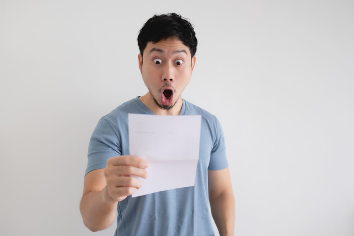 スマホ料金が「普段の10倍」の金額で請求が来ました。不正請求かと思うのですが、こういう場合、払い戻しや補償はどこまで期待できるのでしょうか？（ファイナンシャルフィールド）