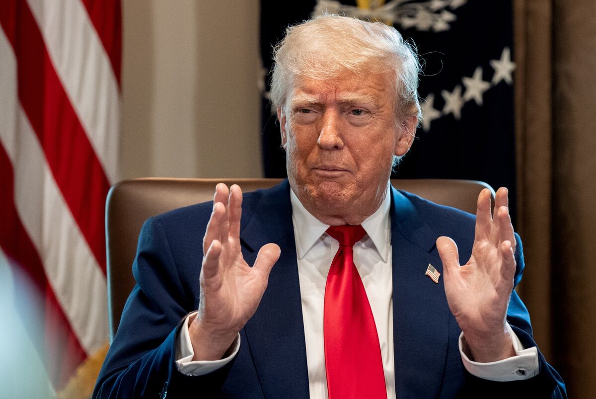トランプ大統領、関税の政治的リスク認める－取引は急がないとも発言