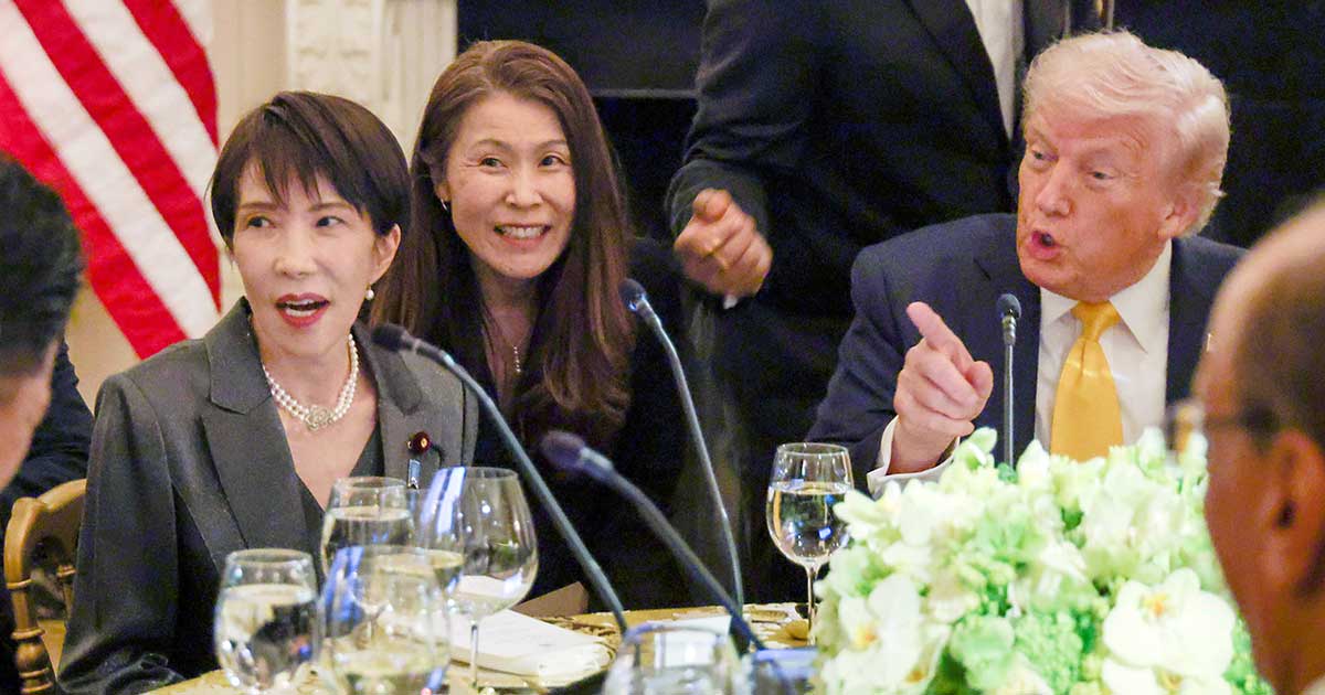 《SNSではしゃぎすぎの指摘も》高市首相 波紋呼んだホワイトハウスでの“踊る写真”の「自民党内での本当の評価」