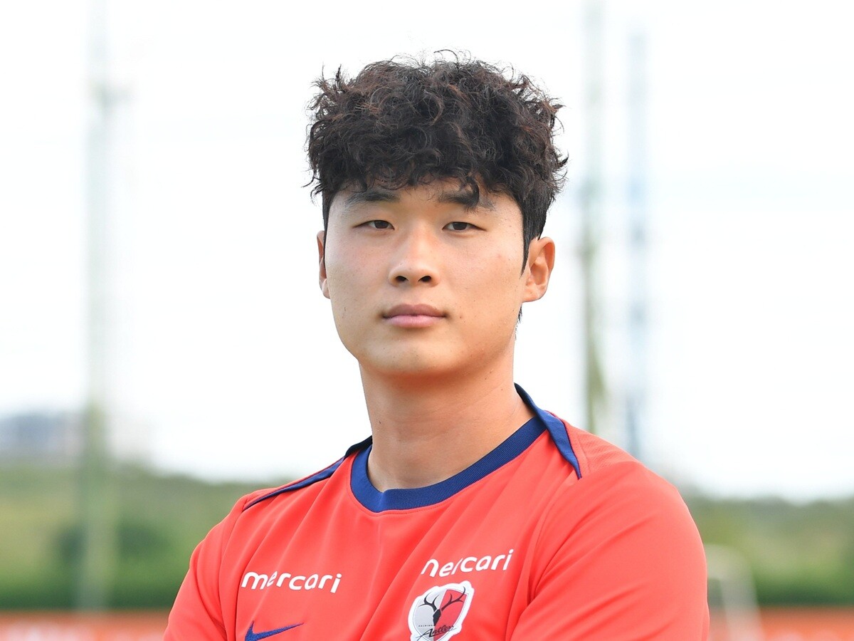 【Ｊリーグ】鹿島アントラーズのキム・テヒョンが日本に来て受けた衝撃「イチからサッカーを学ぶ感じでした」