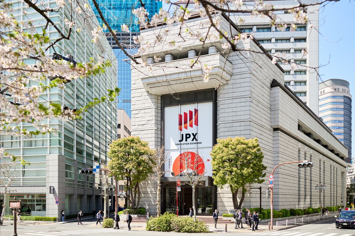 【日本市況】ＴＯＰＩＸが日中最高値、ＧＤＰ好感－円と金利が上昇