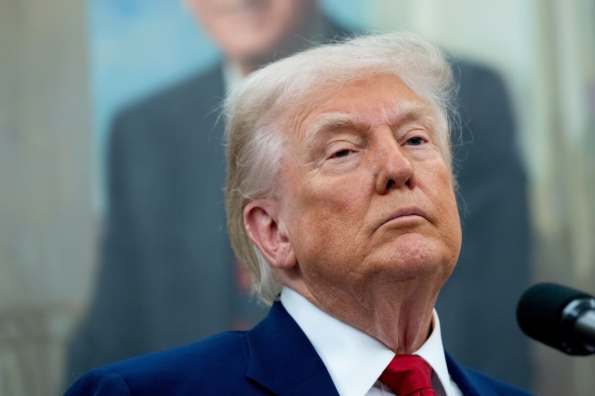 トランプ氏の「報復税」でドルは５％下落も－アリアンツＣＩＯ